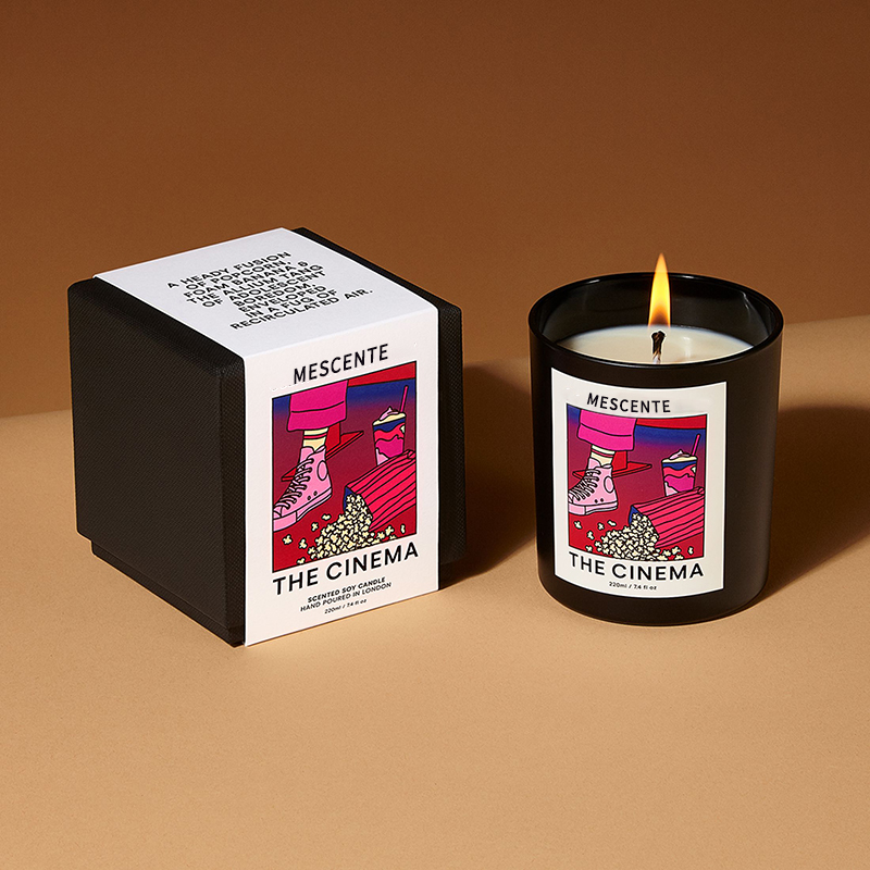 Velas cristalinas hechas a mano de lujo de la cera de soja del aroma del aroma de la Navidad de la etiqueta privada de encargo de lujo al por mayor de M&Scent