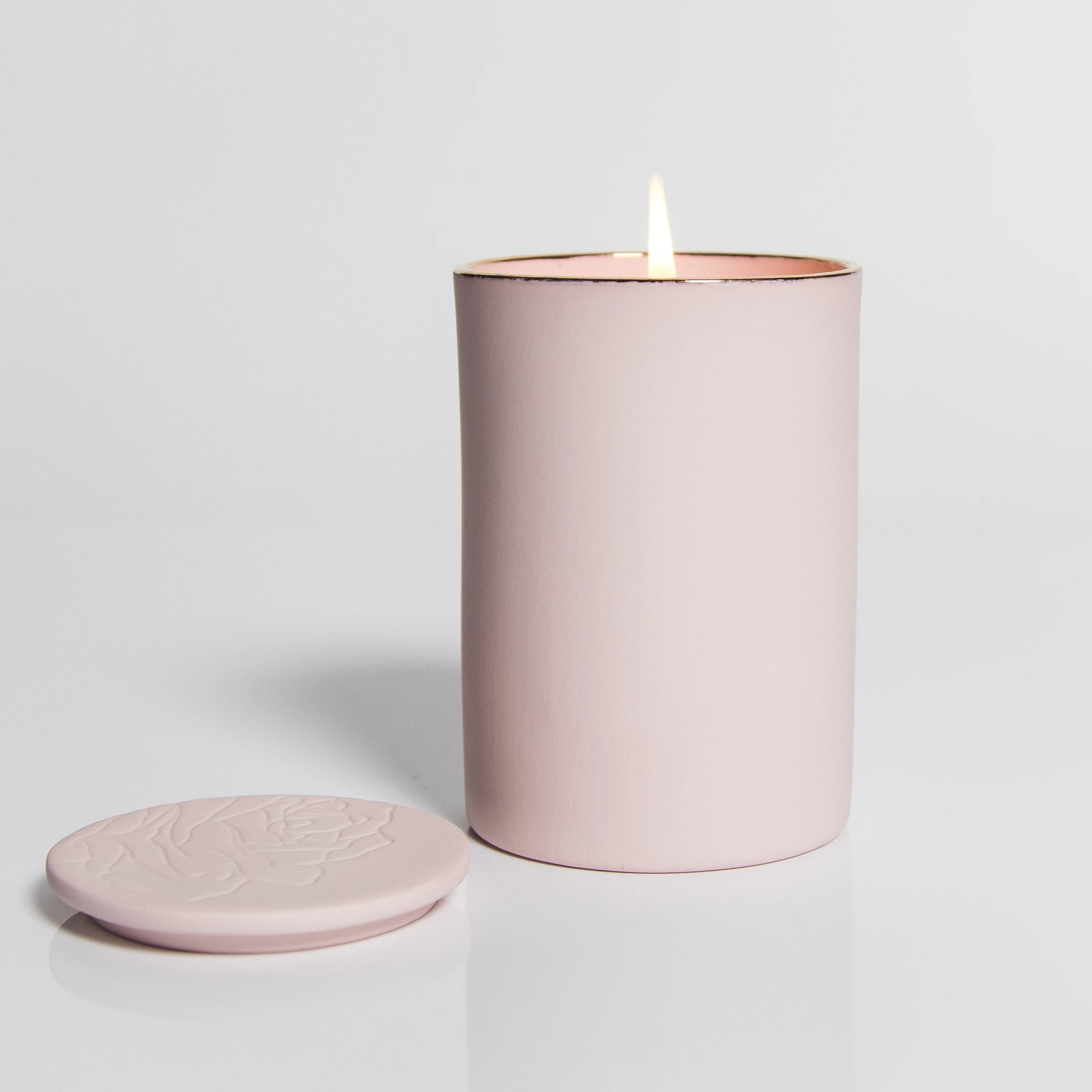 El aceite perfumado barato de la fragancia del tenedor de cristal de lujo al por mayor de M&Scent mira al trasluz el sistema del regalo con el logotipo