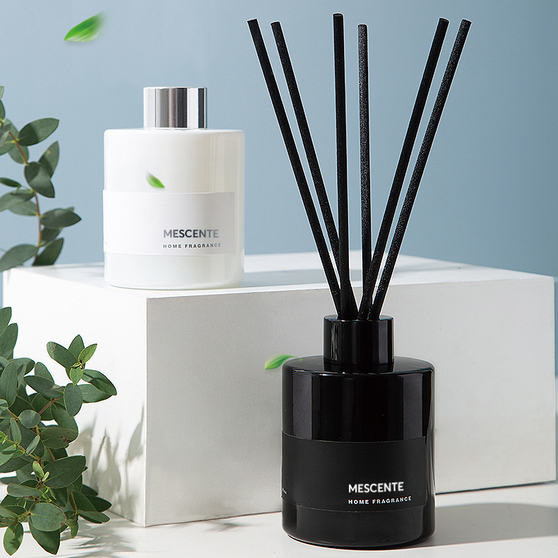 Difusor de láminas de fibra decorativa de lujo al por mayor con etiqueta privada de M&Scent con tapón
