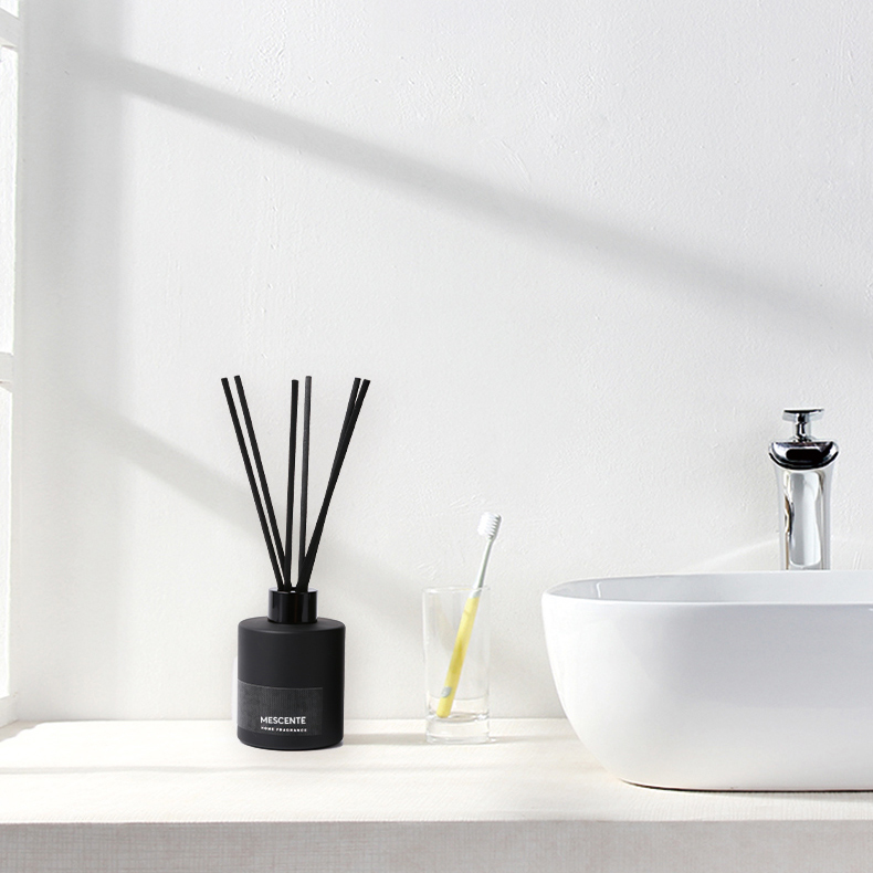 Difusor de láminas de fibra decorativa de lujo al por mayor con etiqueta privada de M&Scent con tapón