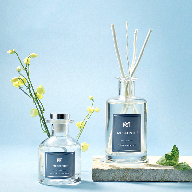 M&Scent vende al por mayor el difusor de láminas de lujo del último diseño de la nueva llegada de la botella de cristal 2022