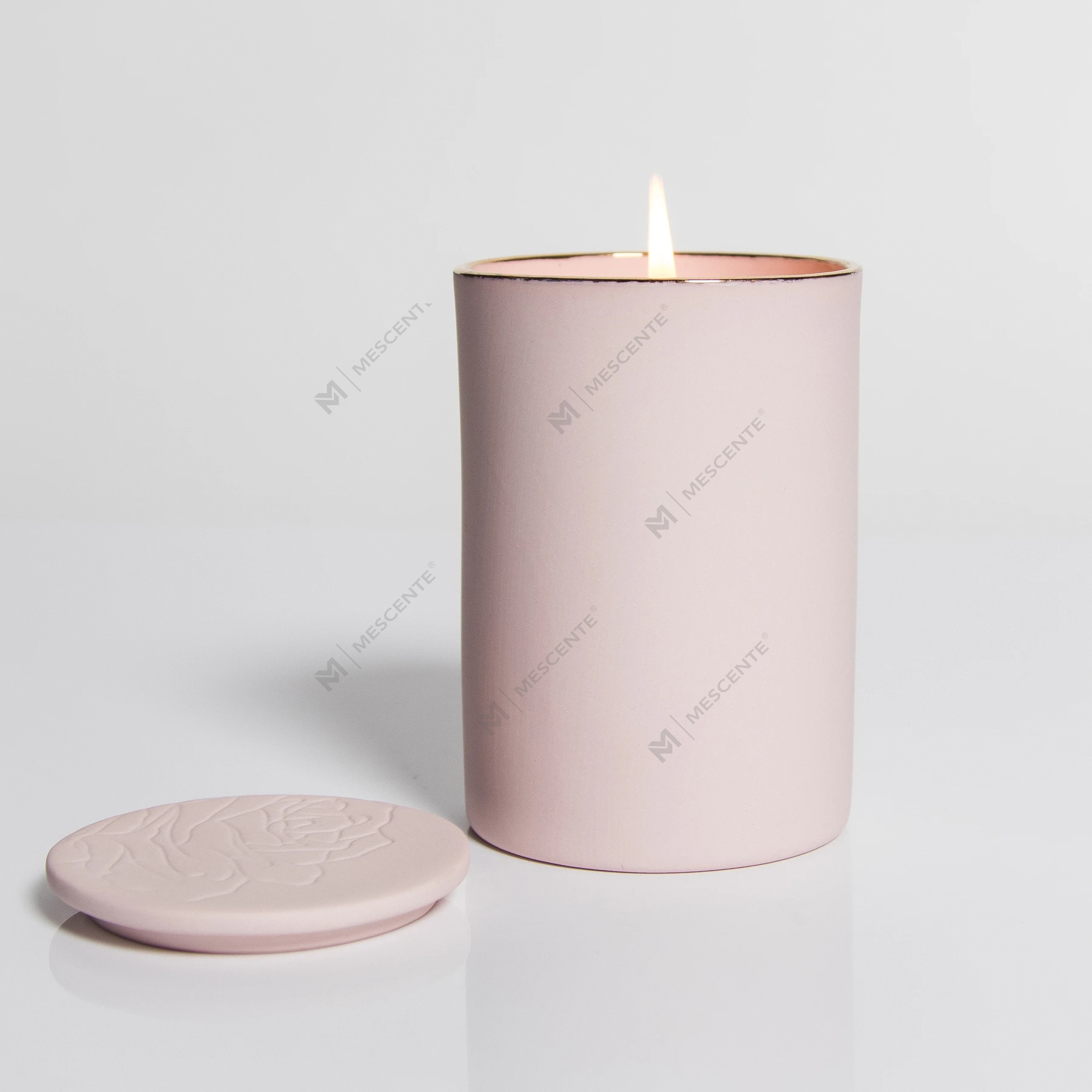 Juego de regalo de velas de aceite con fragancia perfumada barata y soporte de vidrio de lujo al por mayor de M&Scent con logotipo