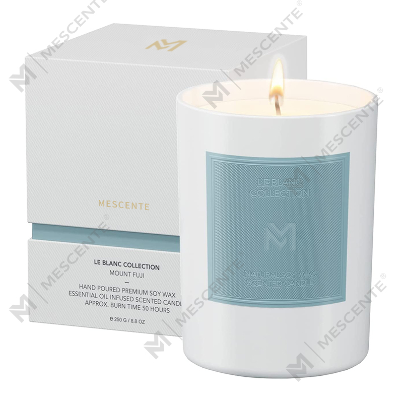 Venta al por mayor de juegos de velas de cera de soja con aromaterapia navideña en tarro de vidrio negro de lujo personalizado de M&Scent