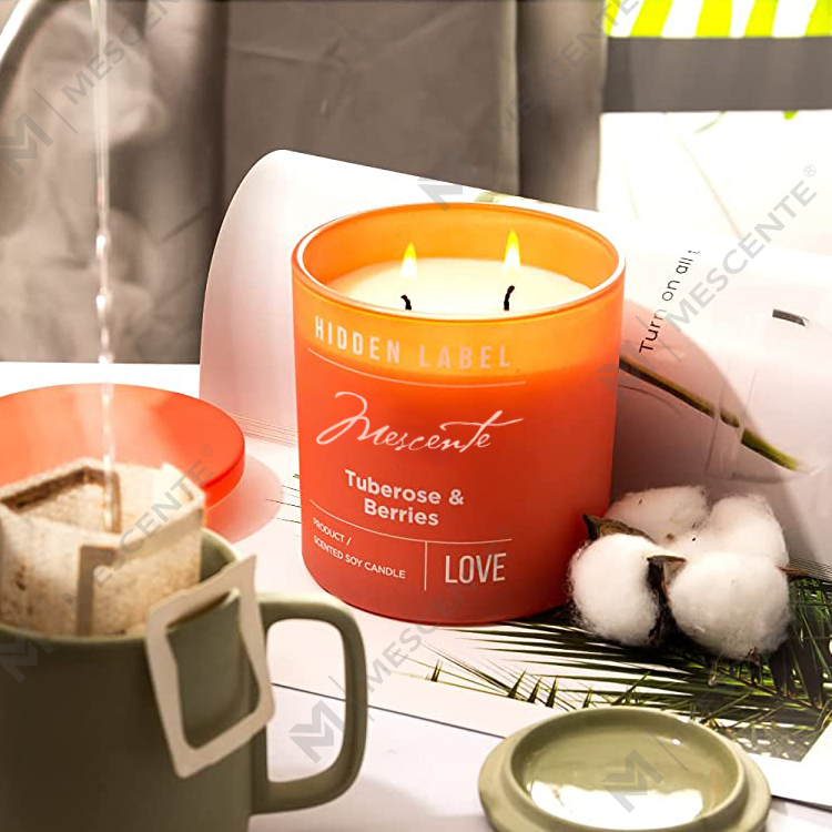 Velas de cera de soja perfumadas con cristales en frascos negros de marca privada de lujo al por mayor de M&Scent