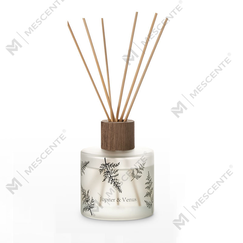 M&Scent Venta al por mayor de vidrio ámbar decorativo personalizado de lujo sin fuego Difusor de láminas de aroma floral transparente único
