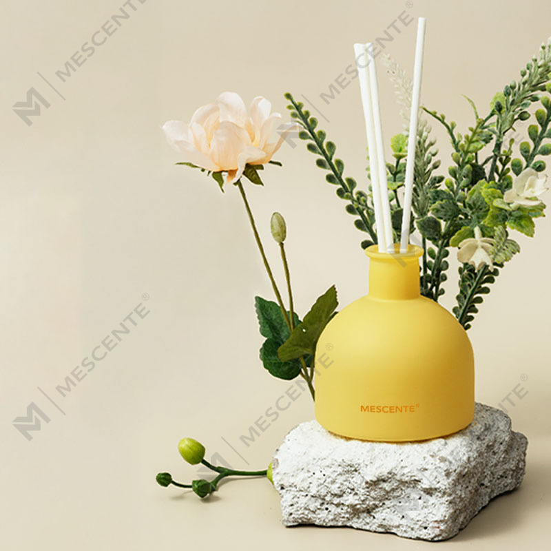 Difusor de láminas de aceite esencial con aroma y fragancia de lujo de venta caliente de M&Scent con palitos de ratán