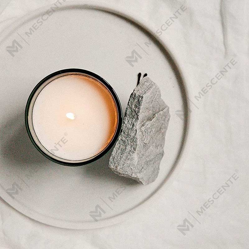 Mini botella redonda de cristal con logotipo personalizado de M&Scent Velas perfumadas de cera de soja y café fuertes con caja a granel