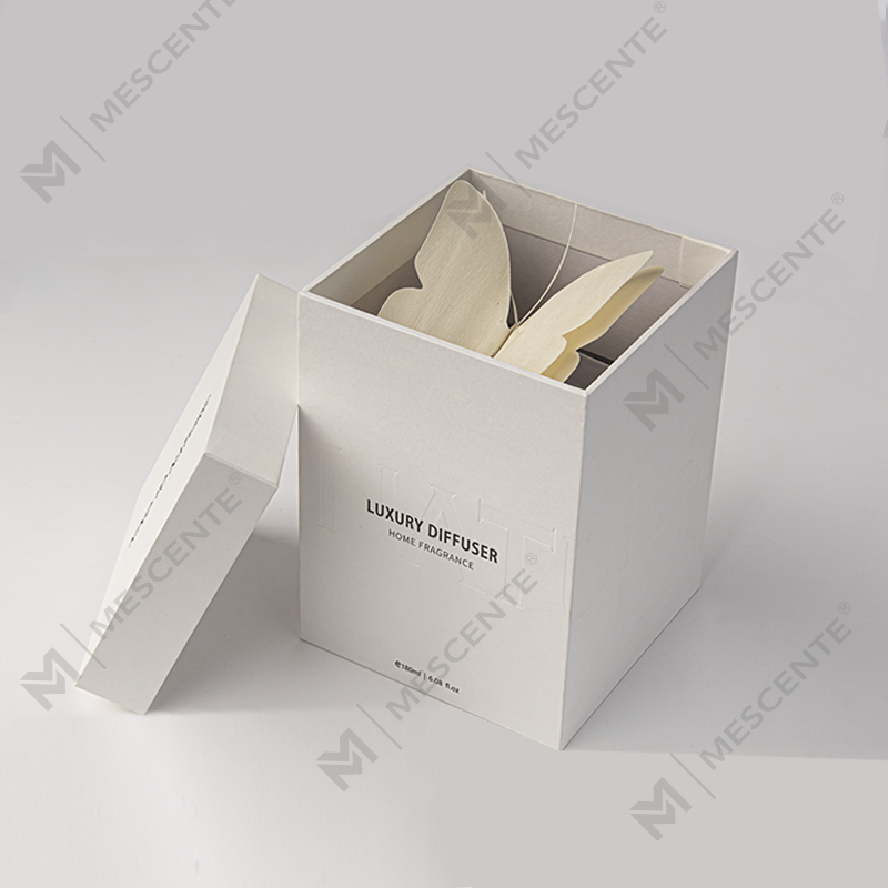 Difusor de láminas de aromaterapia líquida con barra de ratán grande de botella cuadrada grande de M&Scent Favoritos con tapón