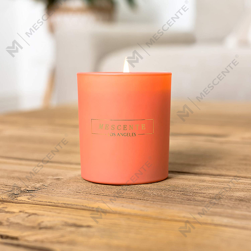 Venta al por mayor de velas de soja con aroma y fragancia perfumada de aromaterapia en envases de marca privada de M&Scent