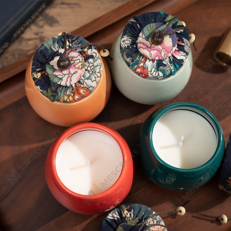 M&Scent Decoración de lujo Pedido al por mayor Pilar de cerámica Aromaterapia Vela de parafina