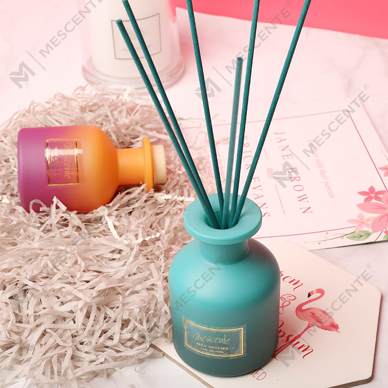 Difusor de varillas de fragancia para el hogar con botella redonda de marca privada de M&Scent 