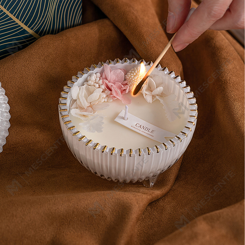 Vela aromática de mecha de madera con cera de soja perfumada de lujo personalizada y barata al por mayor de M&Scent