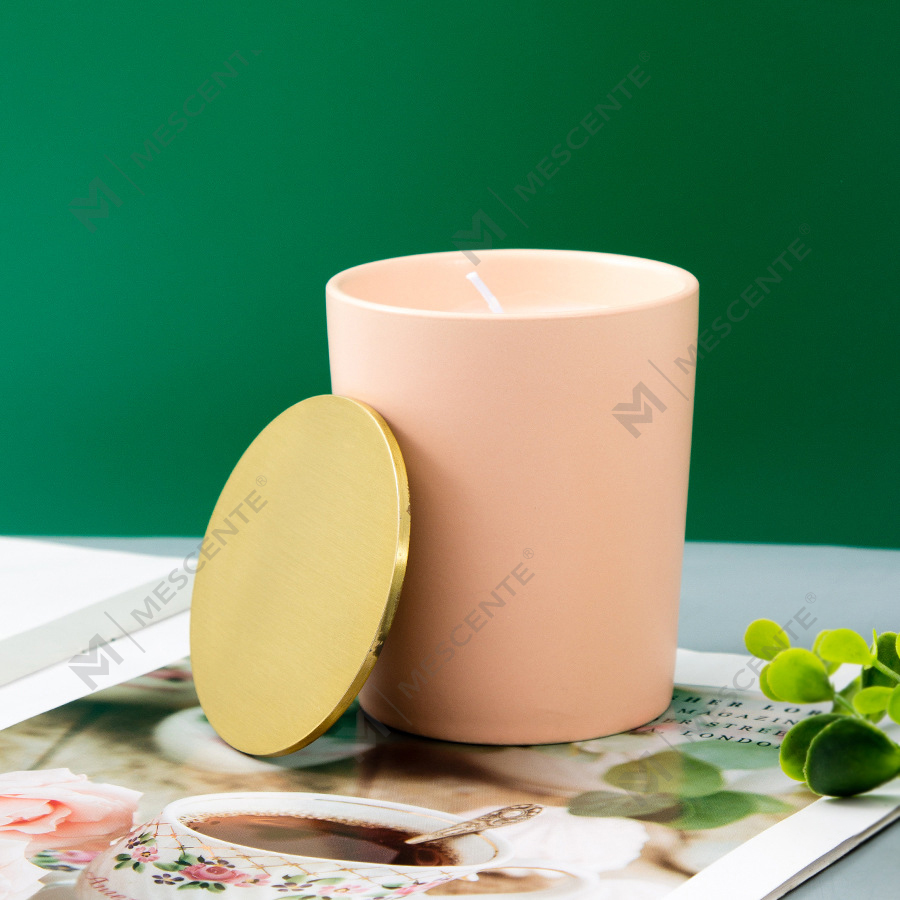 Frascos de cerámica personalizados de lujo Velas de cera de soja perfumadas con etiqueta Citta y marca privada con flores secas