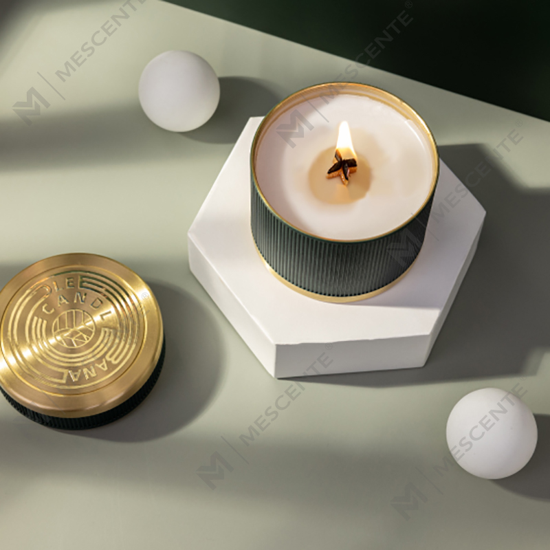 Velas de cera de soja perfumadas con mecha de madera con etiqueta Citta de marca privada personalizadas de lujo con flores secas