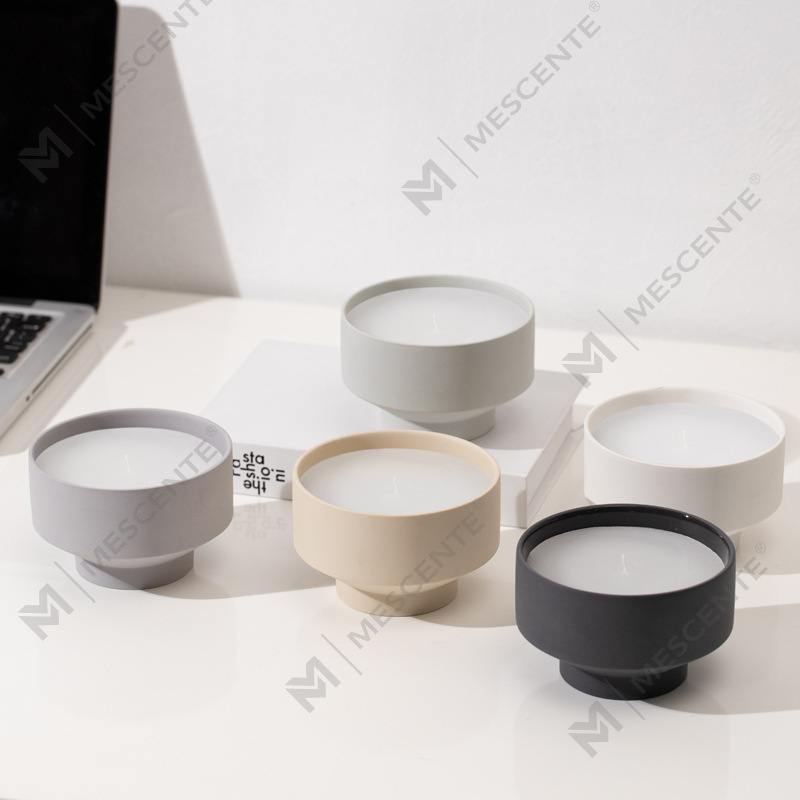 Venta al por mayor de M&Scent Tarro de velas navideñas esmeriladas blancas de 3 mechas, grandes, personalizadas y modernas, con tapa de bambú