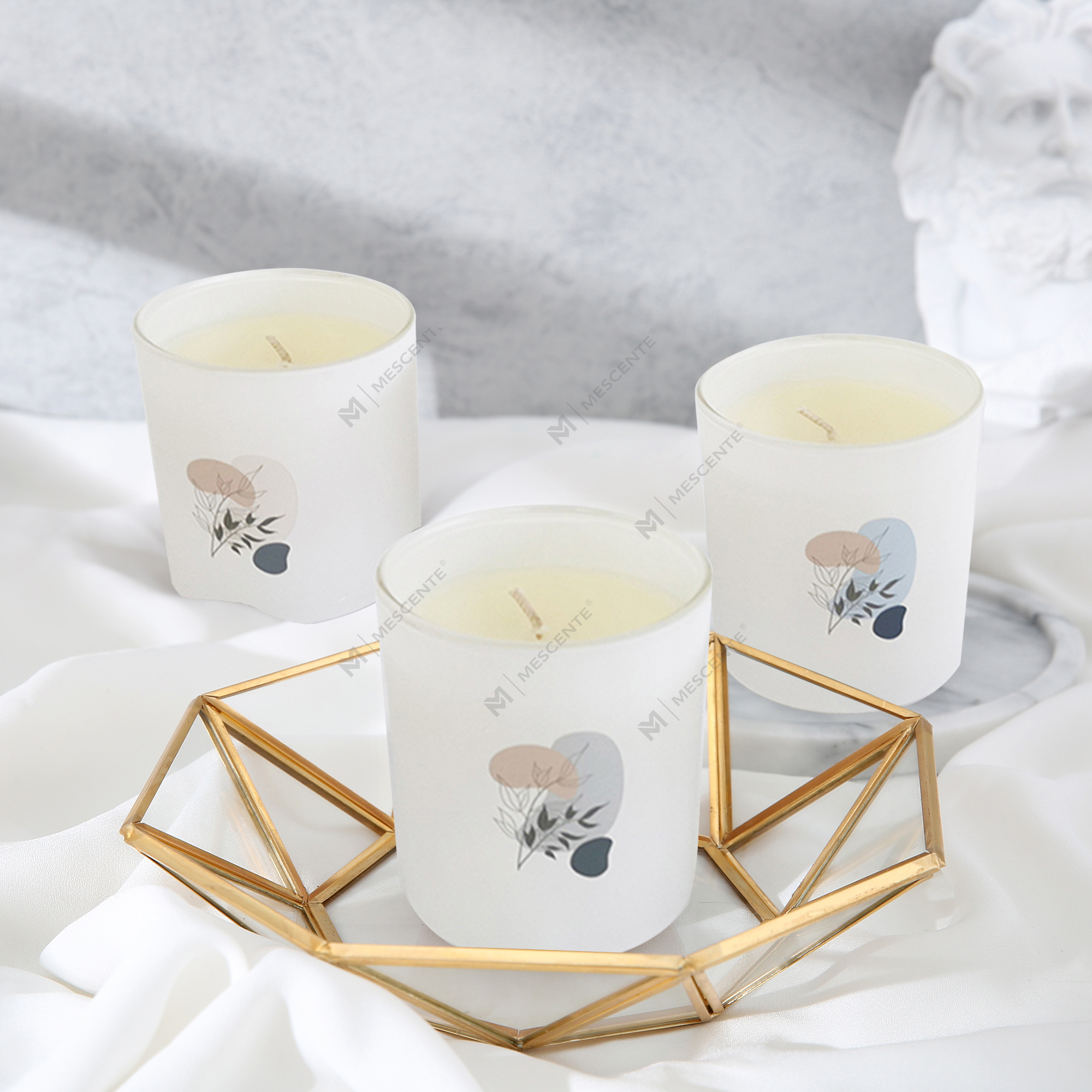 Velas de soja con aroma a aroma 100 % natural y múltiples de alta calidad de M&Scent en un frasco de vidrio con tapa